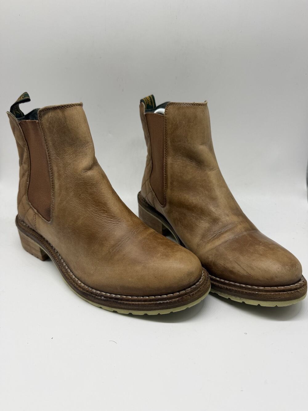 Barbour Women's Boots, Quilted Chelsea Abigail Tan Leather Boots, Size 8